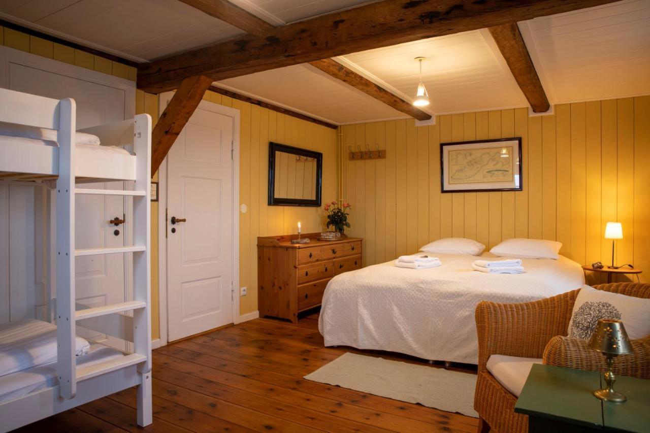 Hotel Flatey Flatey  Bagian luar foto